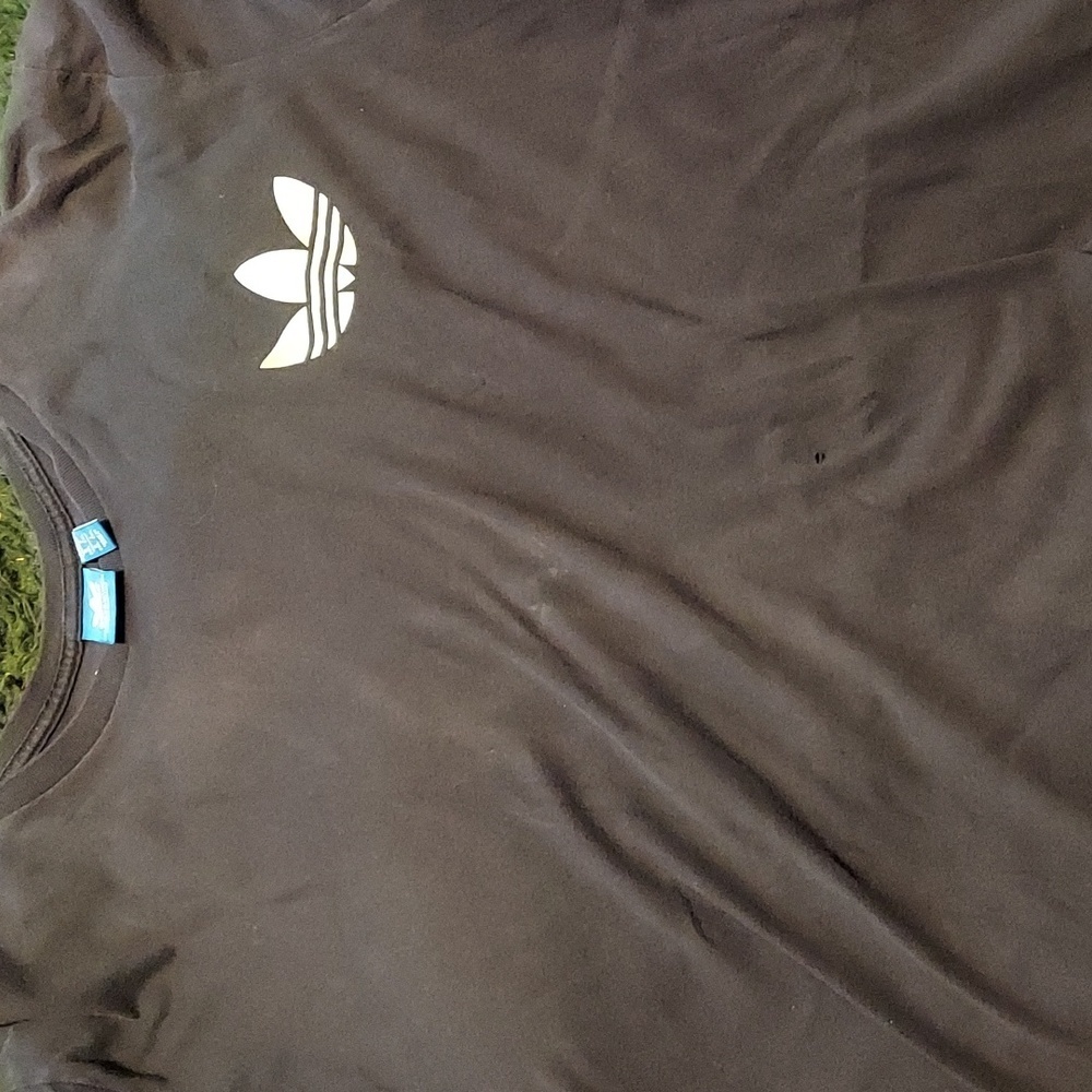 Sick retro vintage wash soft dbl sided 90s graphic tee from adidas